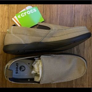 Brand New Men’s Tan Crocs size 10